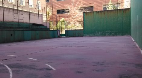 El Colegio Público San Cristóbal vuelve a tener pista deportiva al aire libre.